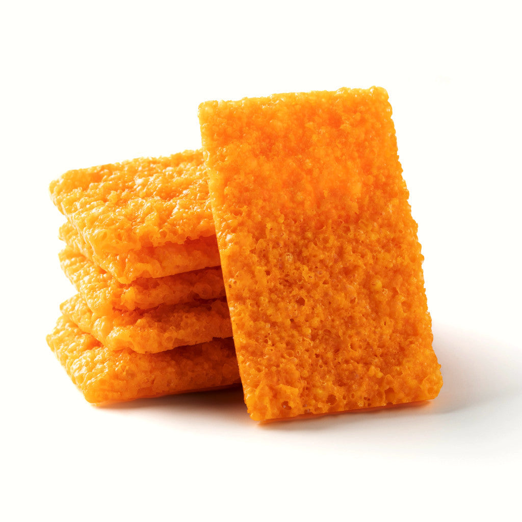 Monarchs Cheddar Cheese Crackers - Smoky Red Reserve 25g